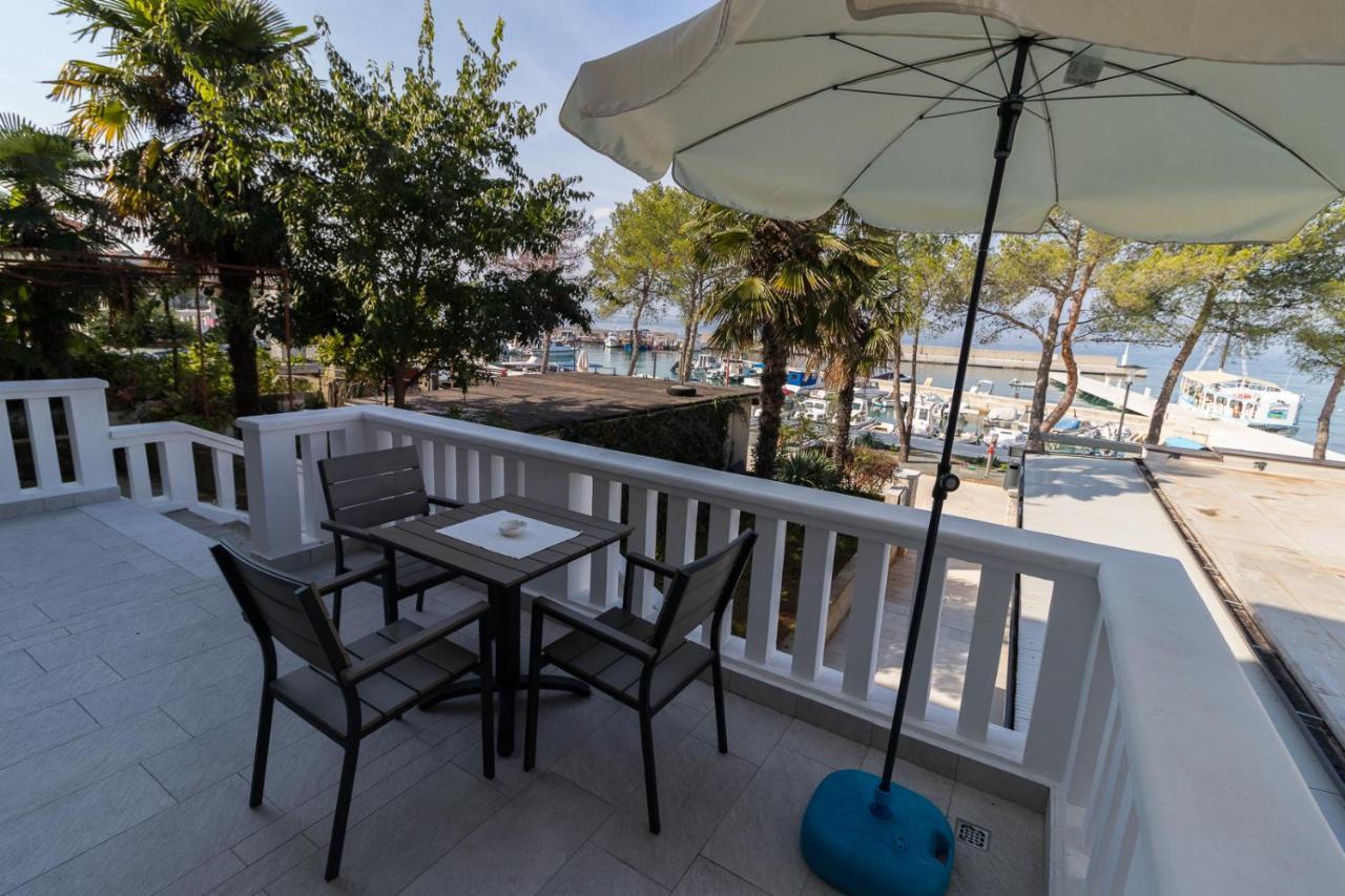 Apartman Hrabric 2 Njivice Esterno foto